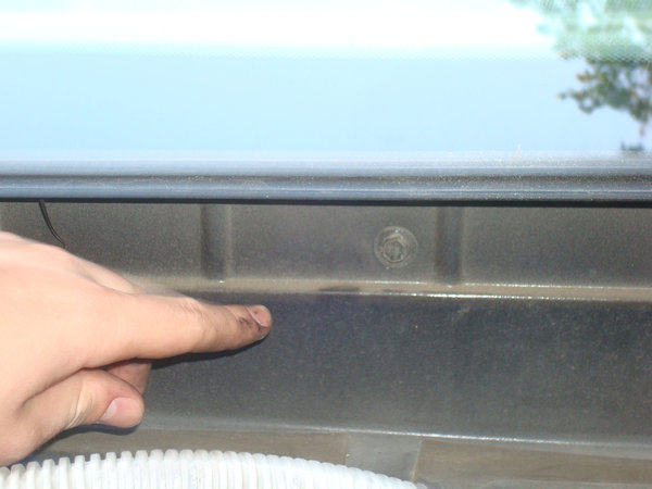 Pic of screw #1. From left to right