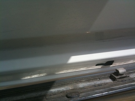 sliding clips on door