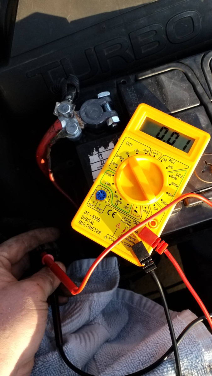 iac 3 wire harness, Ignition OFF, left power voltage
