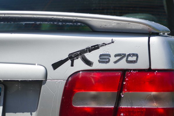 I get alot of crap for this, a canadian once yelled saying take your guns and go home, a Cop asked me if i had guns, people take pictures at stop lights, it seems to make ALOT of people look