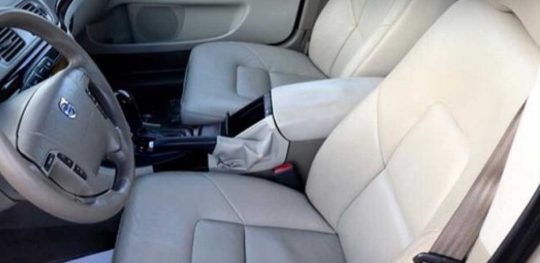 Project: Replace Worn Armrest Console Cover on Volvo S80