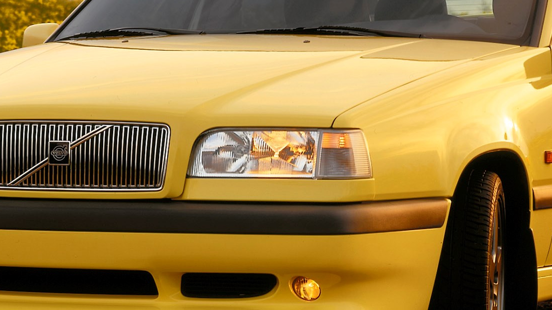 Volvo 850 headlight
