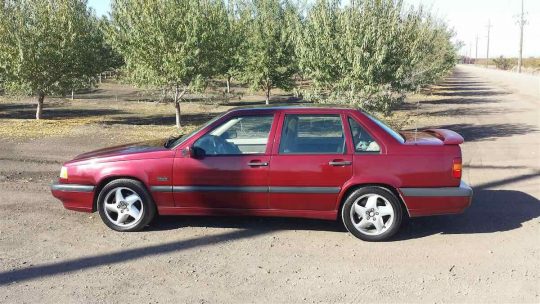 Red Volvo 850