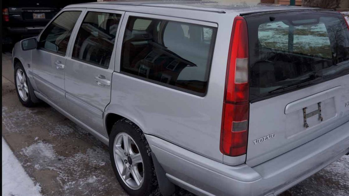 Volvo V70 Silver -