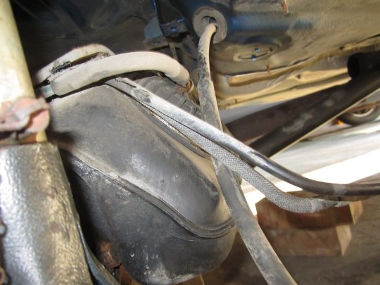 Fuel And Emissions Line Routing 2000 V70r 009 -