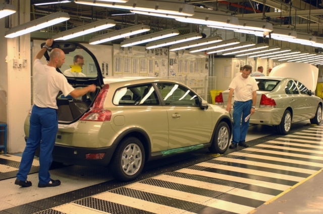 Volvo C30 -  assembly