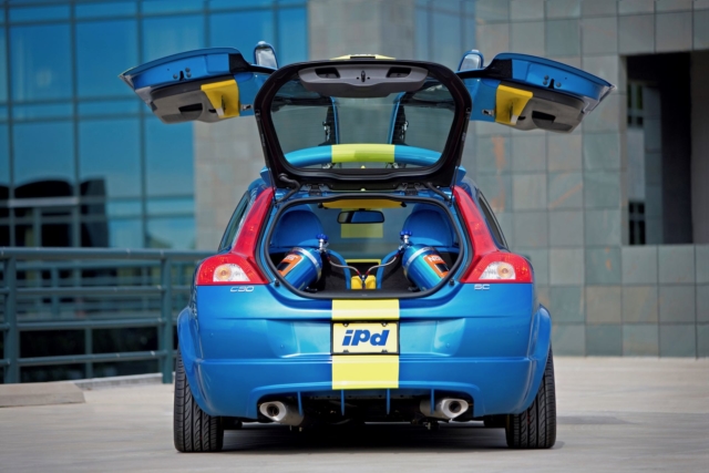 Volvo C30 -  Factory modification