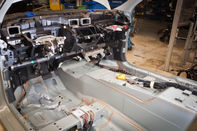 Volvo C30 -  assembly, Safety