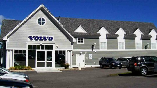 Volvo Dealer Service -