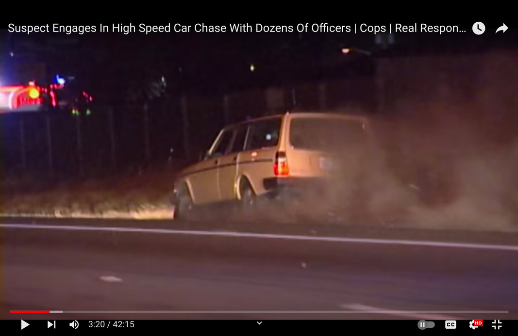 Volvo 240 Pale Yellow 7.03.34 Pm 1 - 